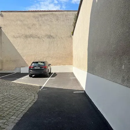 Apartment Elegant T4 Centre Reims/parking Prive *