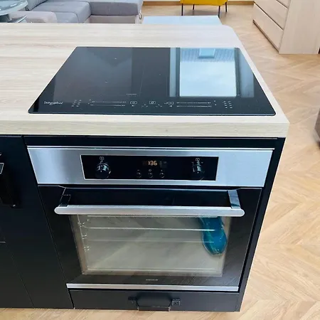 Elegant T4 Centre Reims/parking Prive *