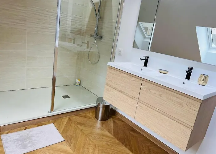 Appartement Elegant T4 Centre Reims/parking Prive Reims